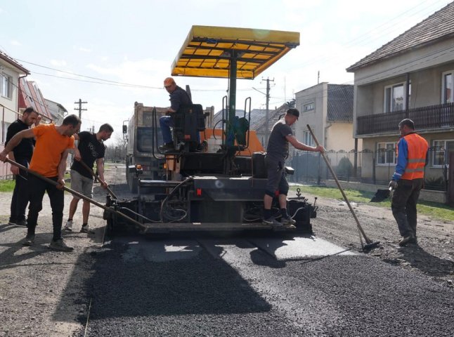 В одному з сіл Мукачівської ТГ відремонтують дороги на семи вулицях