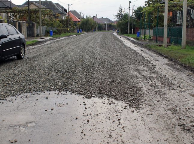 На Виноградівщині розпочався ремонт дороги від Сасова до Неветленфолу