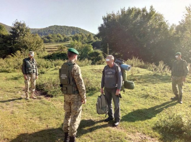 На Закарпатті затримали росіянина-нелегала, який тривалий час жив в Україні