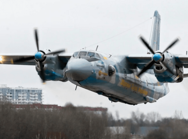 У Запорізькій області впав літак АН-26. Є постраждалі