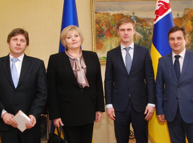 Голова Закарпатської ОДА Валерій Лунченко зустрівся із делегацією зі Словаччини