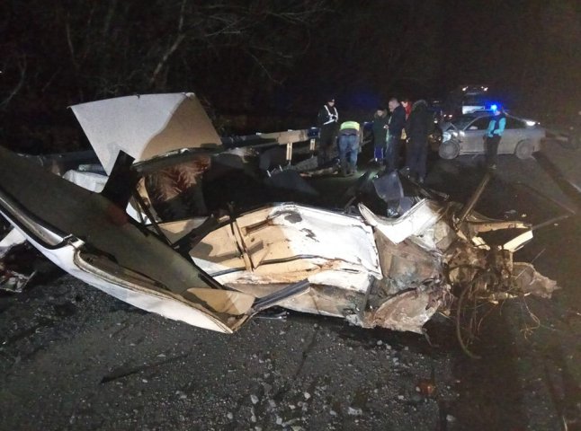 Смертельна ДТП у Хусті: внаслідок зіткнення трьох автомобілів загинула людина