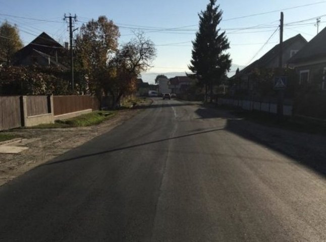 На Тячівщині продовжили ремонт однієї з доріг