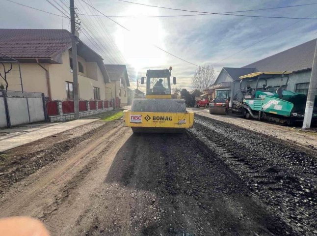 Відновлено частину ще однієї дороги на Закарпатті