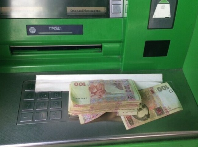Закарпатець вкрав із банкоматів понад мільйон гривень: його чекає суд