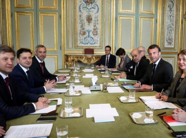У Парижі Володимир Зеленський зустрівся з Президентом Франції Еммануелем Макроном