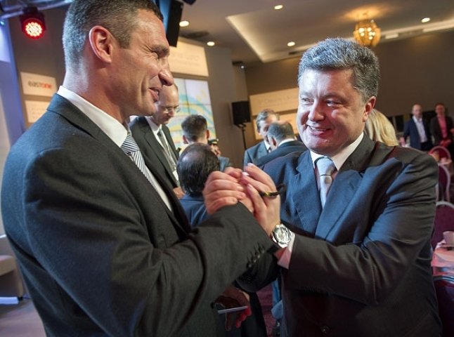 Кличко балотуватиметься на посаду мера Києва, а Петра Порошенка підтримуватиме як кандидата на посаду президента України