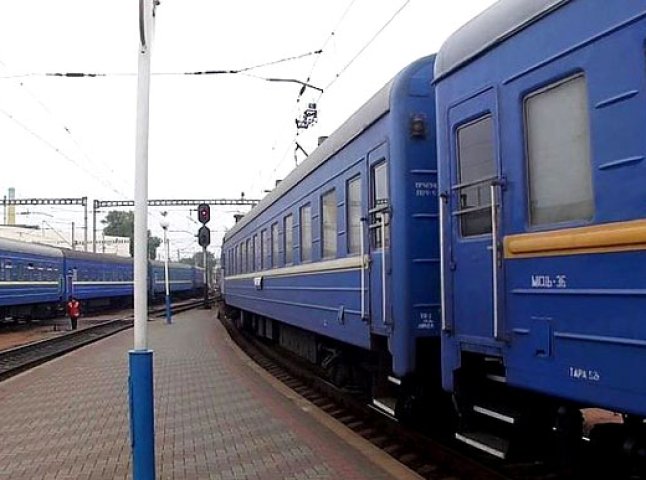 З наступного тижня почне курсувати потяг Київ-Ужгород
