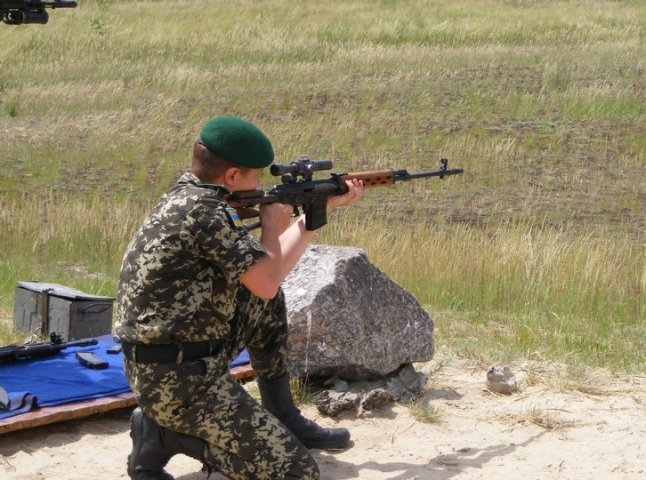 Прикордонники зі всієї України проводять у Закарпатті бойові навчання (ВІДЕО)