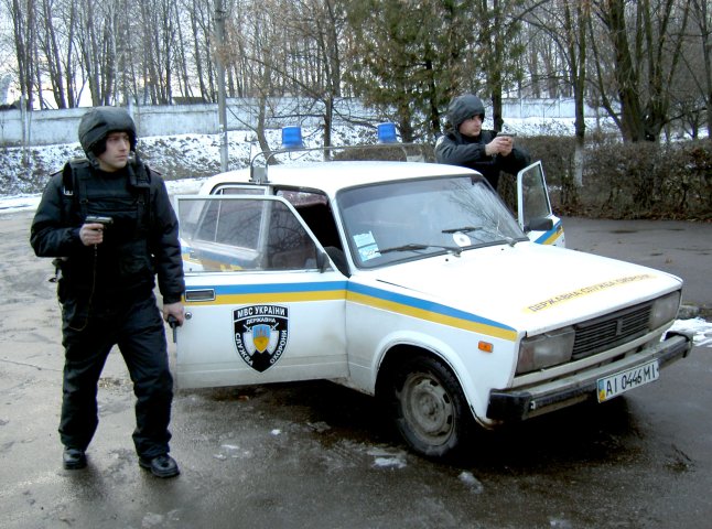 Працівники ДСО затримали "на гарячому" в Ужгороді крадія іграшки