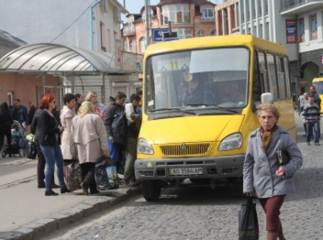 В Ужгороді планують ліквідувати "Службу пасажирських перевезень"