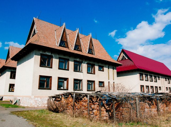 На Тячівщині відновлять унікальний дитсадок (ФОТО)