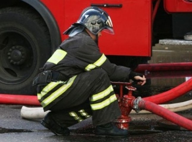 Три пожежні машини: що відбувалось в одному з мікрорайонів Мукачева