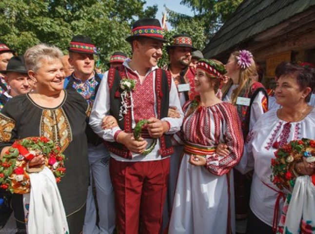 В області пройде колоритний фестиваль "Закарпатська свальба"