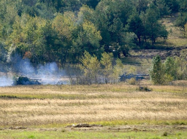 Ужгородці насторожені звуками з-за меж міста, які нагадують вибухи