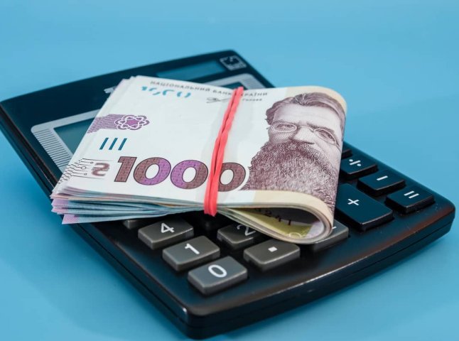 Це були гроші лише за 15 днів: українцям пояснили, чому у травні прийшла менша виплата