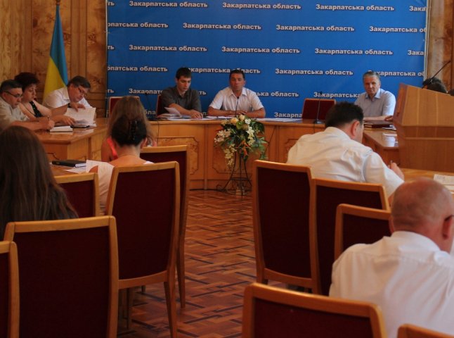 Радгосп-завод "Мукачівський" не погашає заборгованість по зарплаті