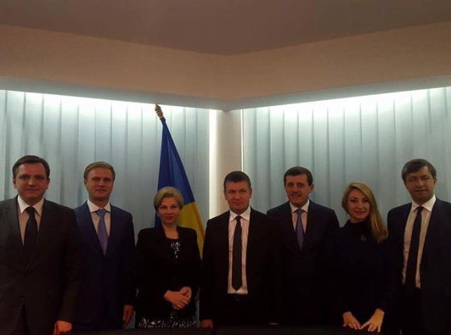 Народні депутати від Закарпаття провели зустріч з угорськими парламентарями