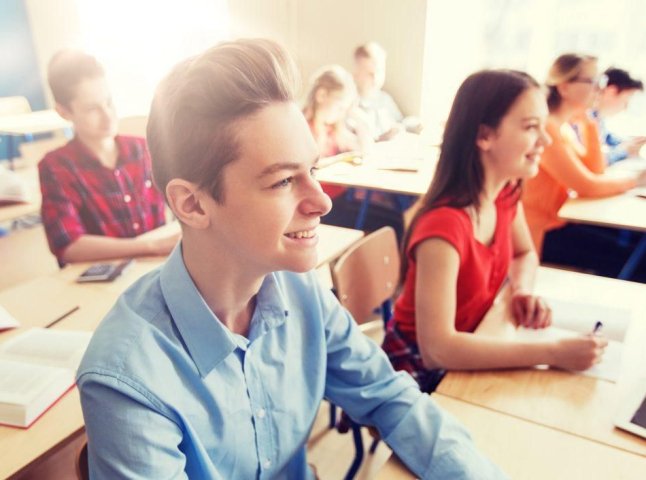 Для 10-12 класів підготували зміни: що передбачає освітня реформа Для 10-12 класів підготували зміни: що передбачає освітня реформа