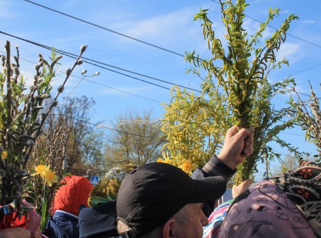 Якою буде погода на Вербну неділю: прогноз синоптиків