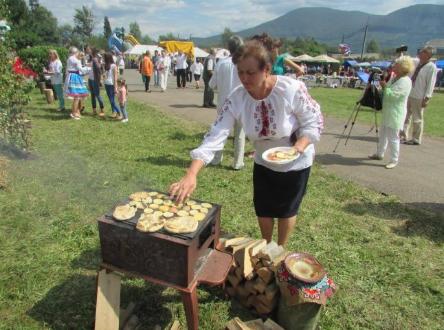 Колоритний фестиваль "Лемківська ватра": як це було