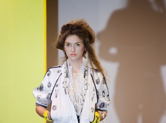 Відомий український дизайнер Вікторія Гресь представила ужгородцям показ нової колекції одягу