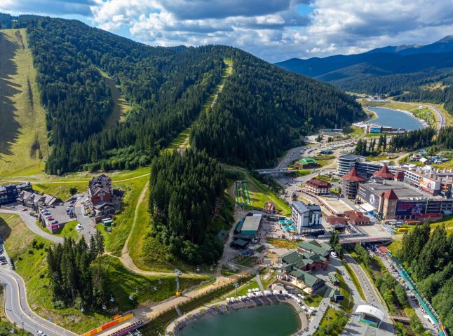 Відпочинок у Карпатах влітку: ціни 2025 року — куди поїхати недорого Відпочинок у Карпатах влітку: ціни 2025 року — куди поїхати недорого