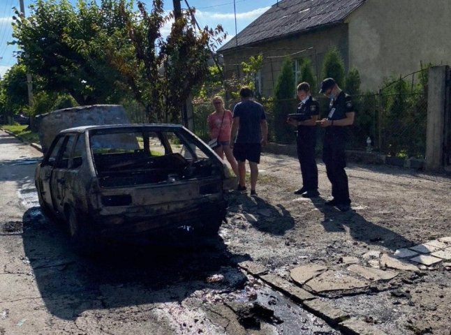 В Ужгороді під час руху загорівся автомобіль