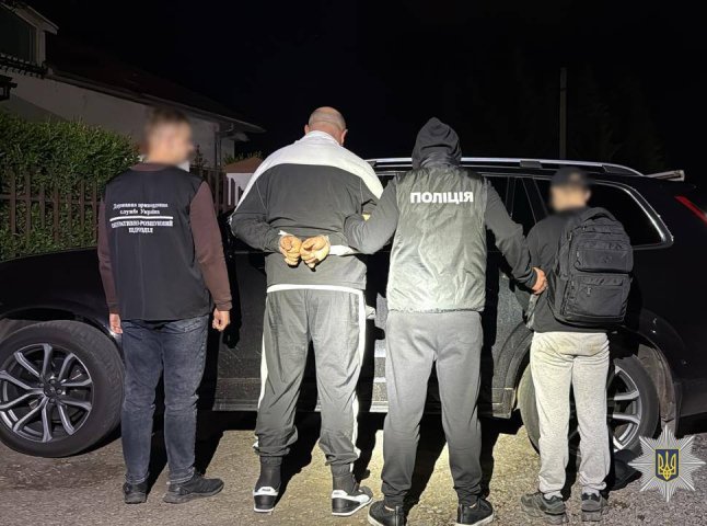 В області заблокували канал переправлення чоловіків через кордон, який організував іноземець В області заблокували канал переправлення чоловіків через кордон, який організував іноземець