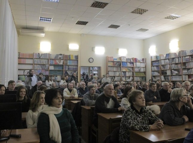 Вечір пам’яті Володимира Висоцького в Ужгороді зібрав понад півтори сотні слухачів