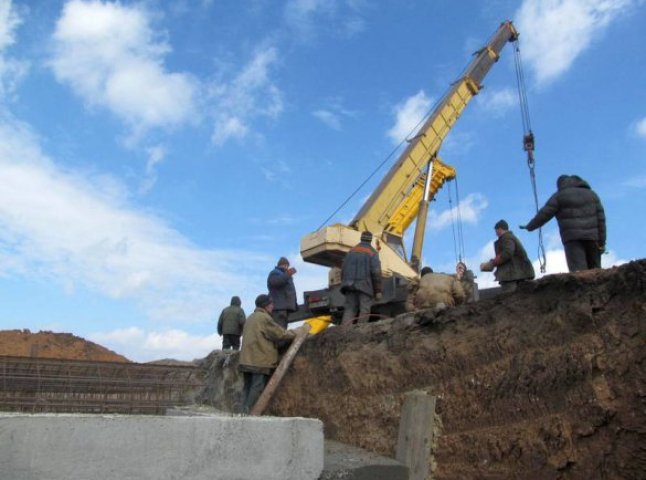 На будівництво фортифікаційних споруд на Сході України Закарпаття отримало майже 20 мільйонів гривень