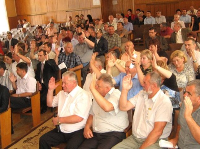 На Берегівщині відбулась сесія райради (ФОТО)