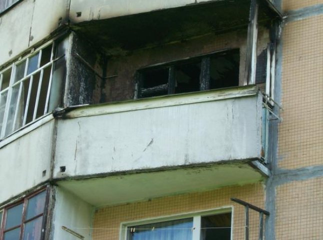 В одній із п’ятиповерхівок Рахова трапилась пожежа
