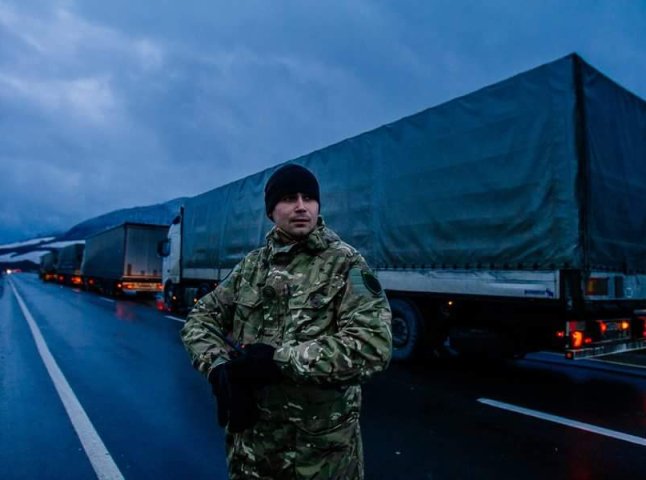 Представники патріотичних сил Закарпаття відправили листа керівникам області щодо блокади російських вантажівок