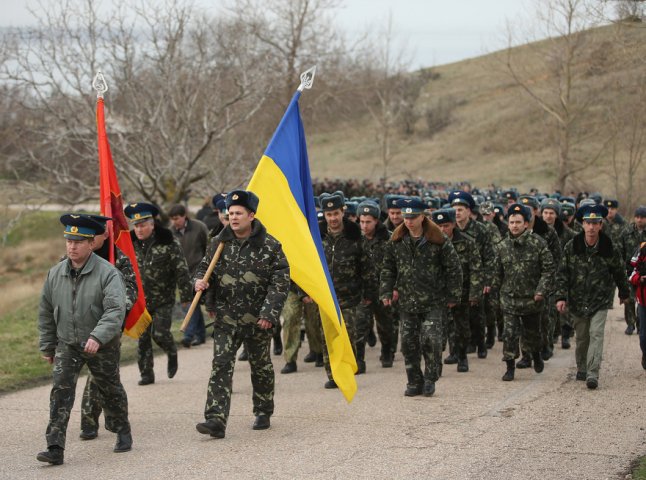 Закарпаття відвідає легендарний полковник, який без зброї йшов до "зелених" чоловічків у Криму