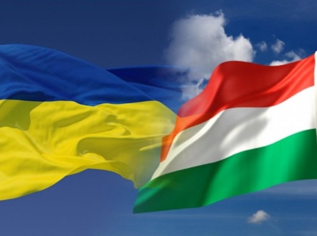 Угорщина надасть транзит українцям, які "застрягли" на кордонах з Австрією та Хорватією