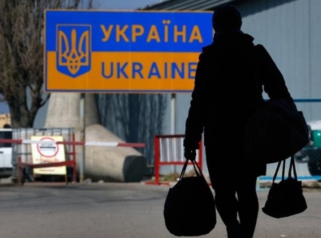 У Нацбанку сподіваються на "стабілізацію" відтоку заробітчан з України у 2019 році