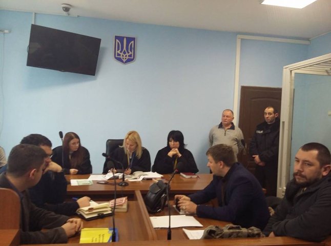 В Ужгородському міськрайонному суді розпочався розгляд справи Олександра Сачка