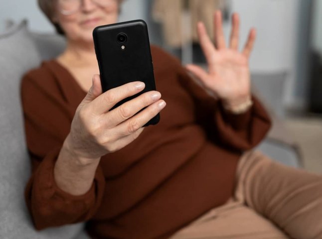 Такі дзвінки на телефон більше не поступатимуть: українцям нагадати про одну заборону