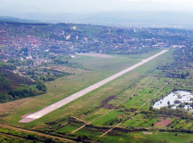 В аеропорту "Ужгород" може з’явитись унікальний термінал з виходами на дві країни