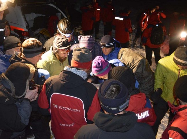 У горах досі шукають зниклого лижника: рятувальники оприлюднили фото