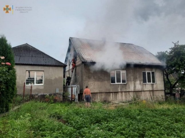 Рано-вранці на Іршавщині спалахнула пожежа