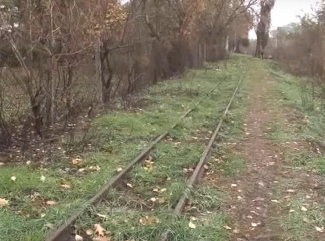 В Ужгороді розкрадають дитячу вузькоколійку