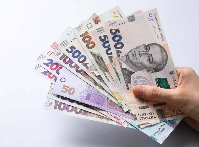 Дали 10 днів, щоб про це повідомити: за цей «секрет» з картки можуть забрати гроші Дали 10 днів, щоб про це повідомити: за цей «секрет» з картки можуть забрати гроші