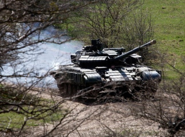 Бійці 128-ої бригади відбили три танки у бойовиків
