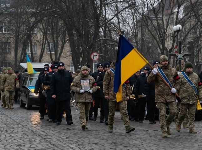 Ужгород попрощався із полеглим захисником