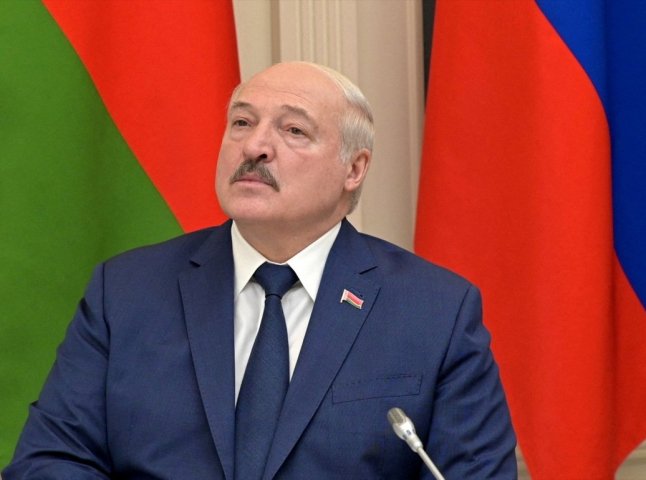 Лукашенко назвав різанину в Бучі "спецоперацією англійців"