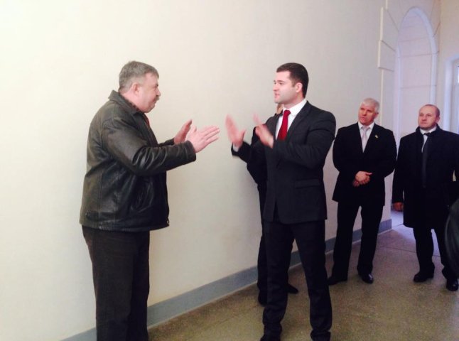 Ініціативна група в ці хвилини спілкується з мером Мукачева