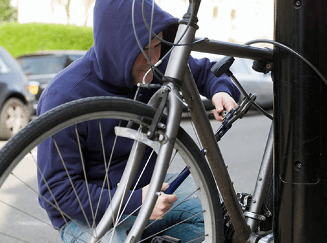 В Ужгороді та Мукачеві почастішали крадіжки велосипедів