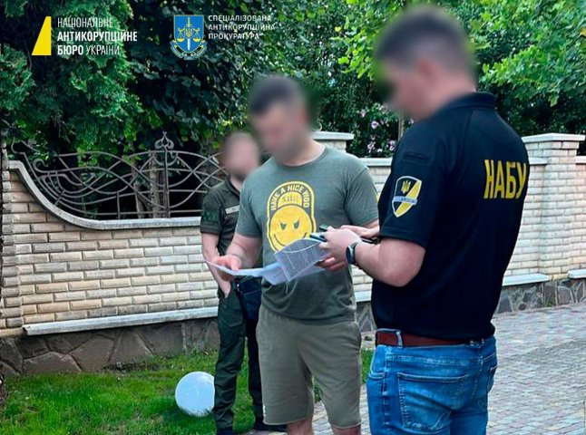 Правоохоронці затримали мера Мукачева та голову Мукачівської районної ради